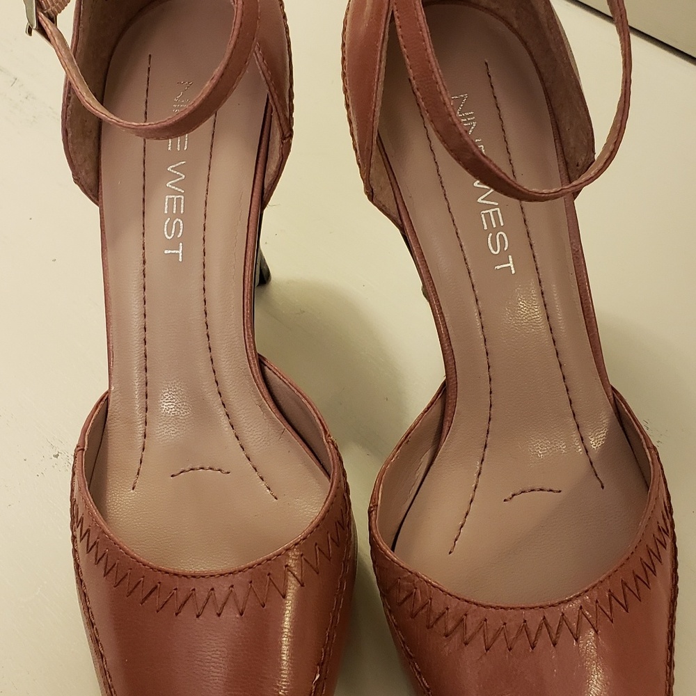 Shoes - Picture 3 of 5